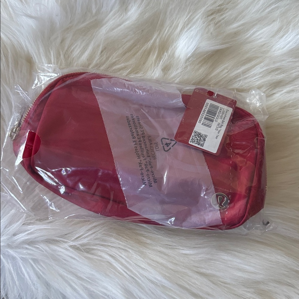 lululemon Everywhere Belt Bag Dark Red with Gold Buckle. Limited Edition